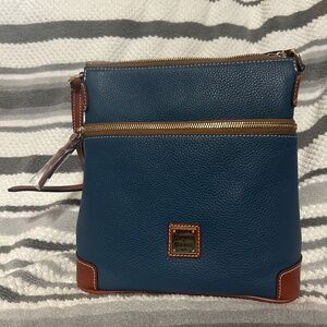 Dooney & Bourke Handbag